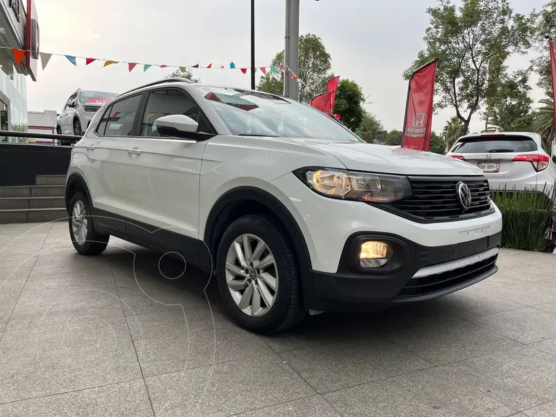 Foto Volkswagen T-Cross Trendline usado (2023) color Blanco financiado en mensualidades(enganche $132,506 mensualidades desde $5,575)