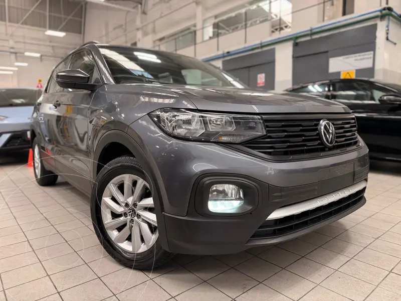 Foto Volkswagen T-Cross Trendline usado (2024) color Gris financiado en mensualidades(enganche $129,538 mensualidades desde $5,565)