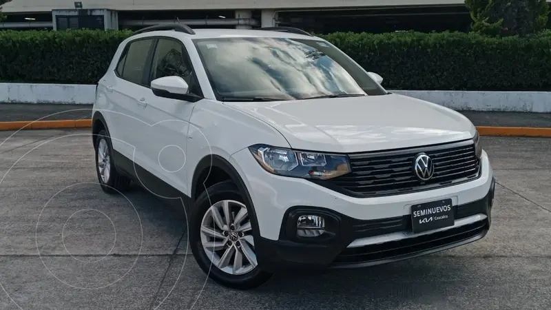 Foto Volkswagen T-Cross Trendline usado (2024) color Blanco financiado en mensualidades(enganche $77,474 mensualidades desde $8,915)