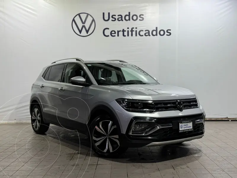 Foto Volkswagen Taigun Highline TSI usado (2024) color plateado financiado en mensualidades(enganche $119,628 mensualidades desde $10,907)