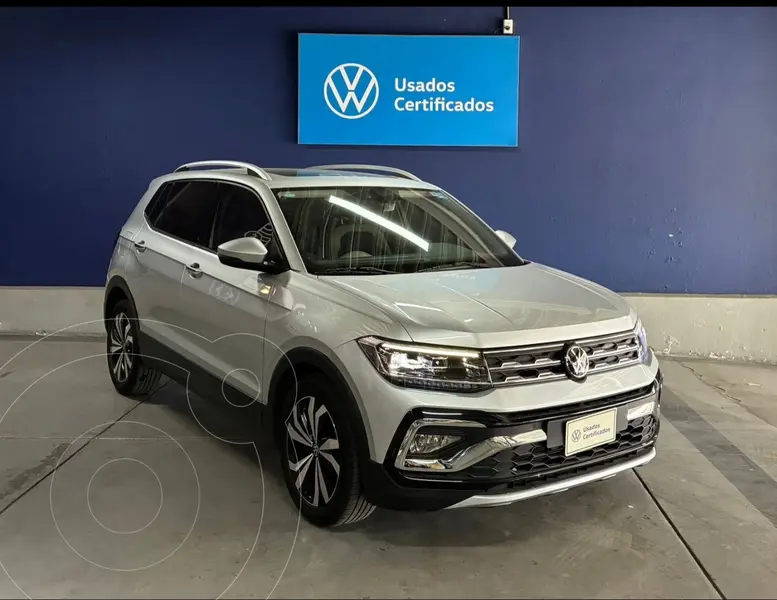 Foto Volkswagen Taigun Highline usado (2023) color Plata Reflex precio $365,000