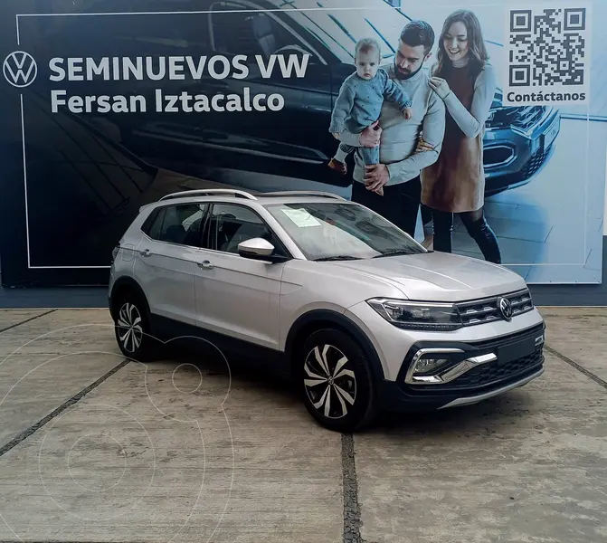 Foto Volkswagen Taigun Highline TSI usado (2023) color Plata Reflex financiado en mensualidades(enganche $94,000 mensualidades desde $13,600)