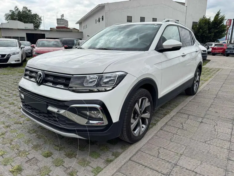 Foto Volkswagen Taigun Comfortline TSI usado (2024) color Blanco precio $409,000