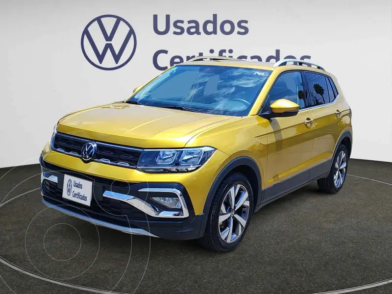Foto Volkswagen Taigun Comfortline TSI usado (2025) color Amarillo precio $385,900