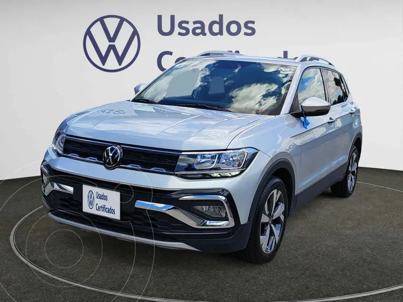 Foto Volkswagen Taigun Comfortline TSI usado (2024) color Plata financiado en mensualidades(enganche $109,000 mensualidades desde $8,339)