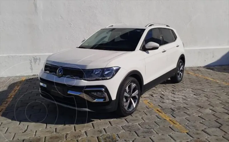 Foto Volkswagen Taigun Comfortline TSI usado (2024) color Blanco precio $458,900