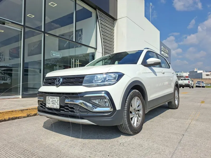 Foto Volkswagen Taigun Trendline TSI usado (2024) color Blanco precio $360,000