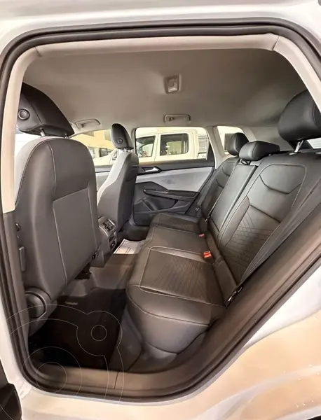 Foto Volkswagen Taos Comfortline Aut nuevo color Blanco financiado en cuotas(anticipo $7.300.000 cuotas desde $220.000)