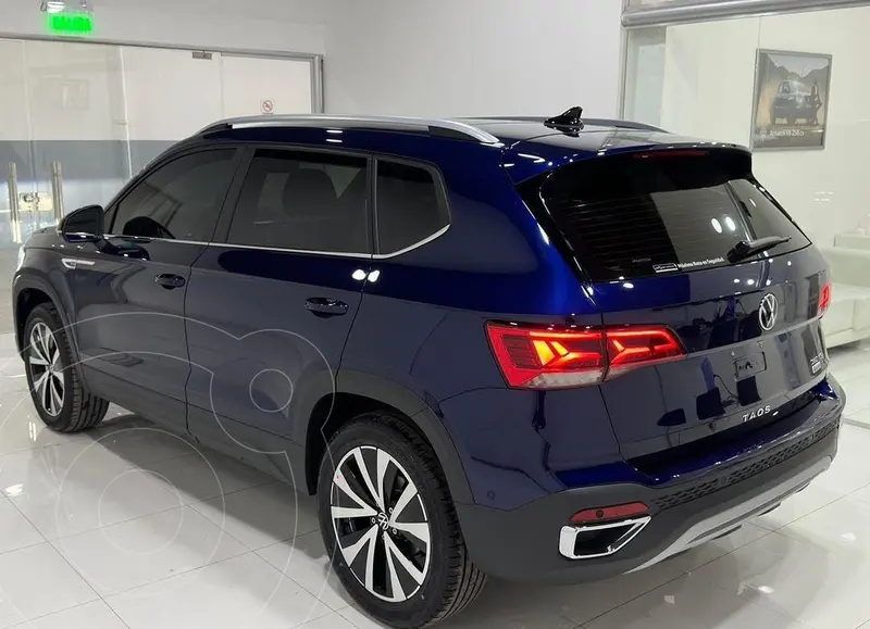 Foto Volkswagen Taos Highline Aut nuevo color Azul Atlantico financiado en cuotas(anticipo $18.300.000 cuotas desde $440.000)