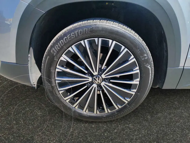 volkswagen taos