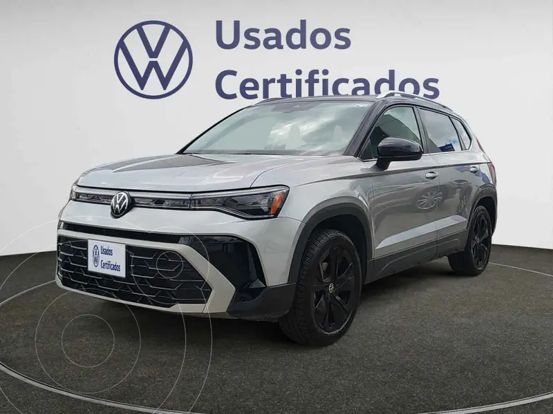 Foto Volkswagen Taos Highline usado (2025) color Plata financiado en mensualidades(enganche $149,875 mensualidades desde $11,466)