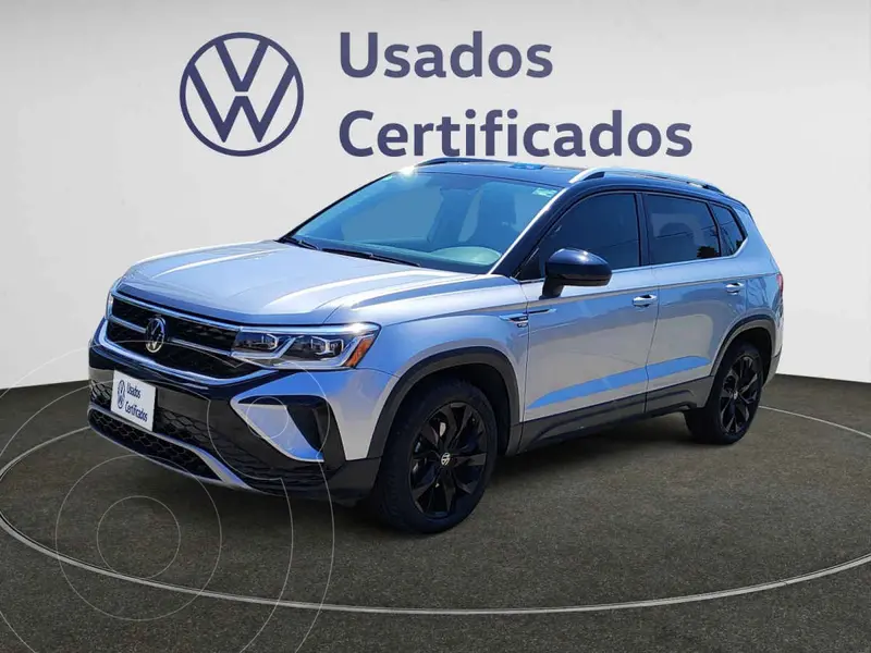Foto Volkswagen Taos Highline usado (2023) color Plata financiado en mensualidades(enganche $128,048 mensualidades desde $9,796)