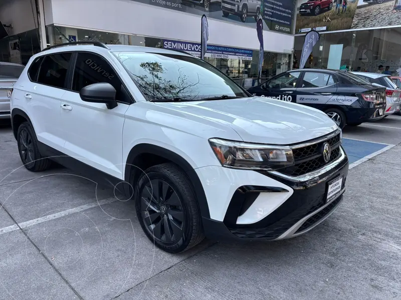 Foto Volkswagen Taos Trendline usado (2024) color Blanco precio $380,000