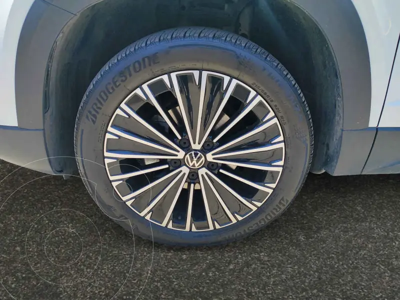 volkswagen taos