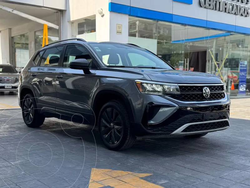 Foto Volkswagen Taos Trendline usado (2024) color Gris precio $390,000