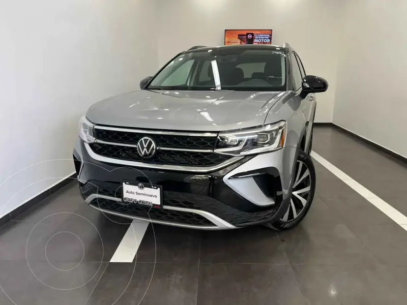 Foto Volkswagen Taos Highline usado (2024) color Plata financiado en mensualidades(enganche $101,200 mensualidades desde $9,983)