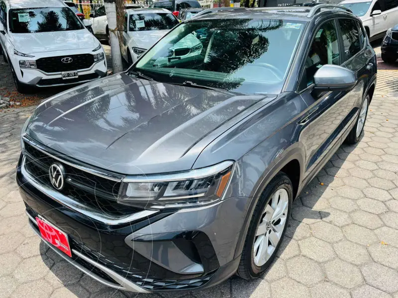 Foto Volkswagen Taos Comfortline usado (2021) color Gris precio $357,000