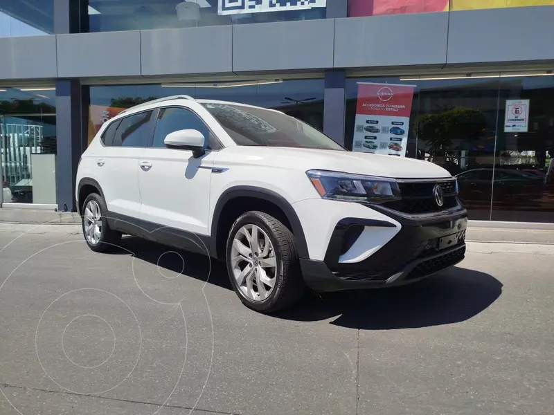Foto Volkswagen Taos Comfortline Plus usado (2024) color Blanco precio $435,000