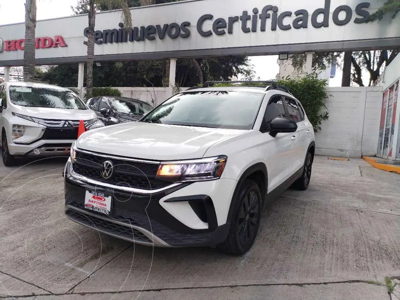 Foto Volkswagen Taos Trendline usado (2023) color Blanco precio $398,000