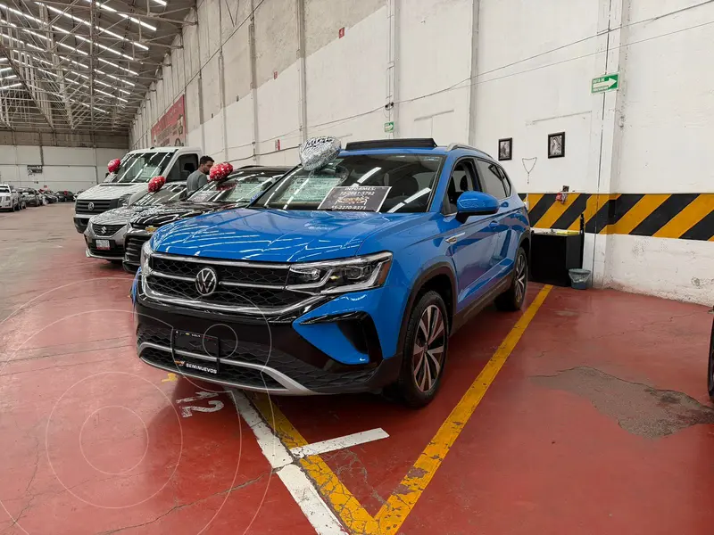Foto Volkswagen Taos Highline usado (2022) color Azul financiado en mensualidades(enganche $99,900 mensualidades desde $9,000)