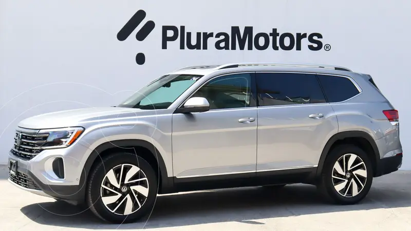 Foto Volkswagen Teramont Highline usado (2024) color plateado financiado en mensualidades(enganche $215,380 mensualidades desde $18,351)