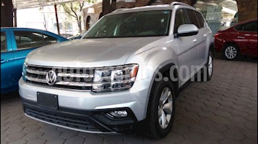 foto Volkswagen Teramont 5p Comfortline V6/3.6 Aut usado (2019) color Plata precio $494,900