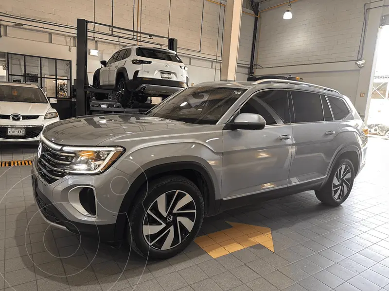 Foto Volkswagen Teramont Highline usado (2024) color Gris financiado en mensualidades(enganche $256,150 mensualidades desde $19,588)