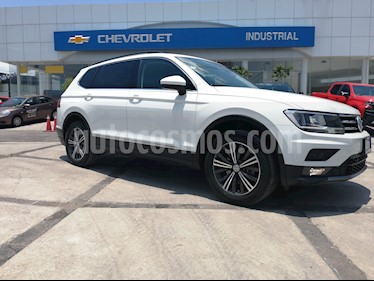 Foto venta Auto usado Volkswagen Tiguan Comfortline 5 Asientos Piel (2019) color Blanco precio $425,000
