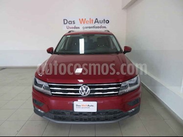 foto Volkswagen Tiguan Comfortline 5 Asientos Piel usado (2018) color Rojo precio $385,869