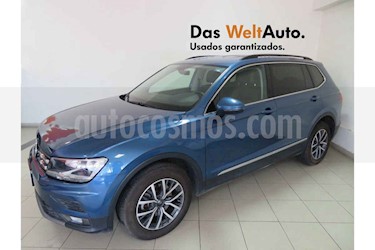 foto Volkswagen Tiguan Comfortline 5 Asientos Piel usado (2018) color Azul precio $381,801