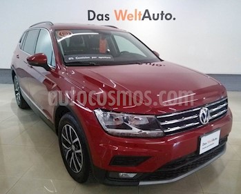 Foto venta Auto usado Volkswagen Tiguan Comfortline 7 Asientos Tela (2018) color Rojo Rubi precio $375,000