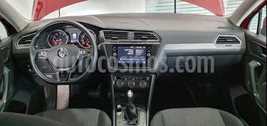foto Volkswagen Tiguan Comfortline 7 Asientos Tela usado (2018) color Rojo Rubí precio $429,000