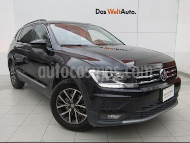 Volkswagen Tiguan Comfortline 5 Asientos Piel usado (2018) color Negro Profundo precio $395,000