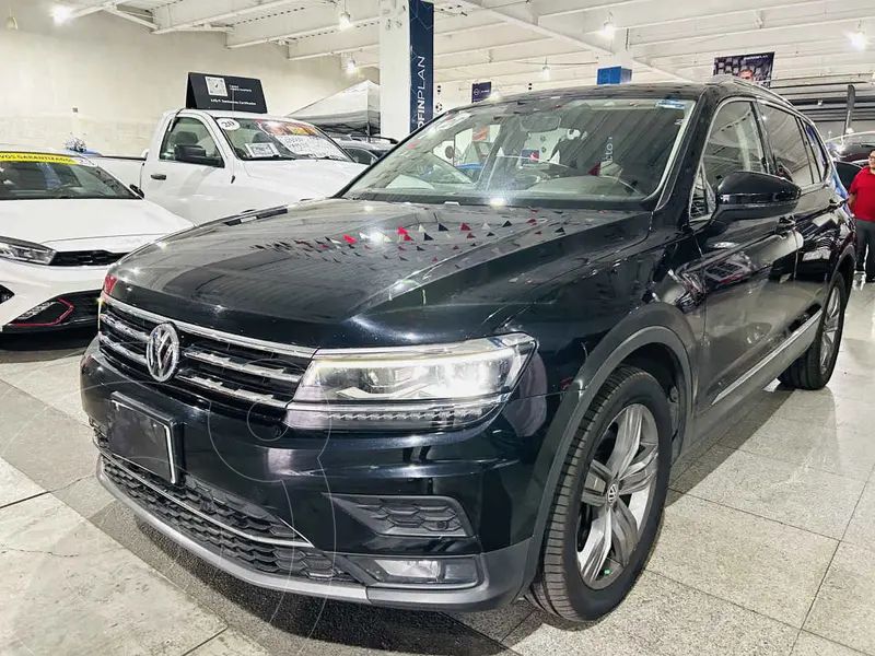 Foto Volkswagen Tiguan Highline usado (2020) color Negro financiado en mensualidades(enganche $118,538 mensualidades desde $9,068)