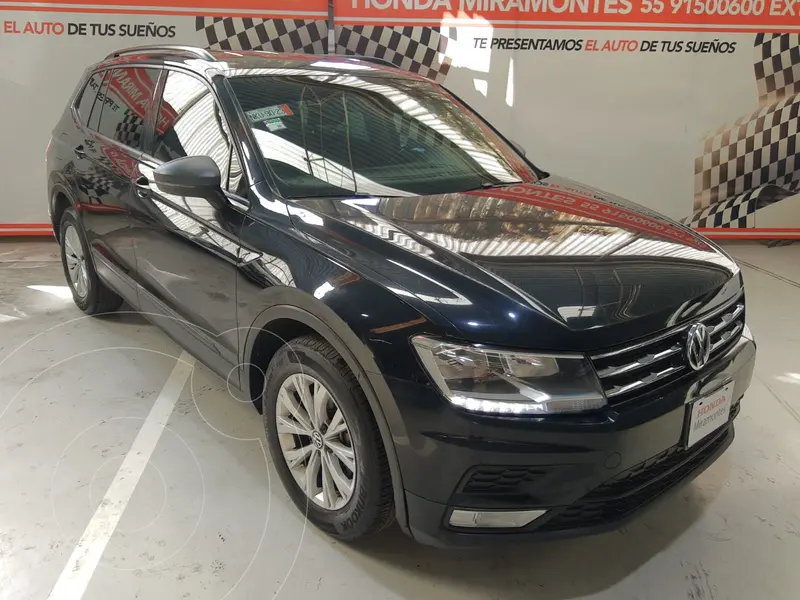 Foto Volkswagen Tiguan Trendline usado (2019) color Negro Profundo financiado en mensualidades(enganche $39,500 mensualidades desde $9,753)