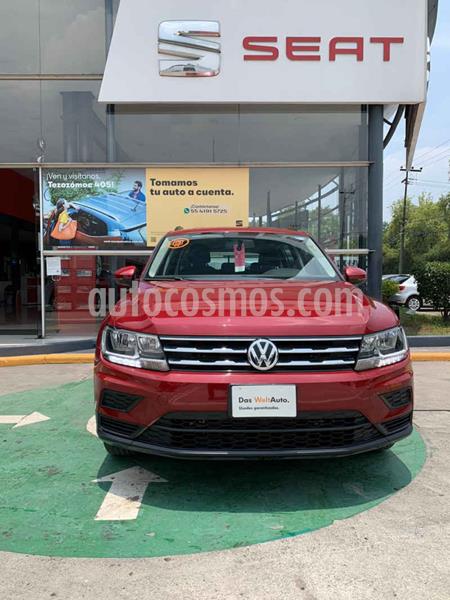Foto Volkswagen Tiguan Trendline usado (2018) color Rojo precio $330,990