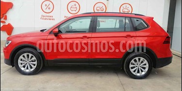 foto Volkswagen Tiguan Trendline usado (2018) color Naranja precio $356,990