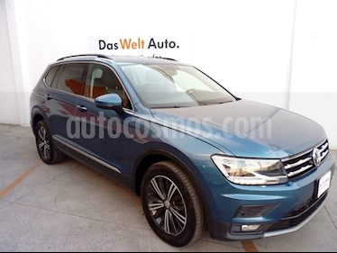 foto Volkswagen Tiguan Comfortline 7 Asientos Tela usado (2019) color Azul precio $422,000