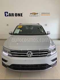 Foto Volkswagen Tiguan Comfortline usado (2019) color Plata precio $429,900