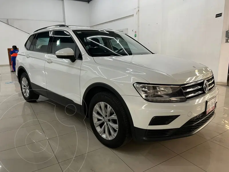 Foto Volkswagen Tiguan Trendline usado (2018) color Blanco precio $279,000