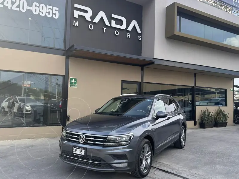 Foto Volkswagen Tiguan Highline usado (2021) color Gris precio $439,800