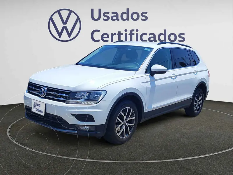 Foto Volkswagen Tiguan Comfortline 5 Asientos Piel usado (2018) color Blanco precio $310,900