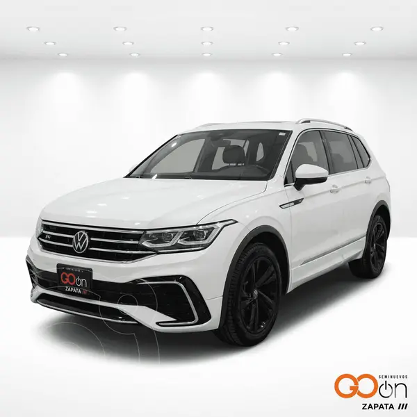 Foto Volkswagen Tiguan 2.0L R-Line usado (2024) color VWABB BLANCO PURO precio $599,000