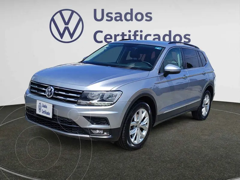 Foto Volkswagen Tiguan Comfortline usado (2020) color Plata precio $395,000