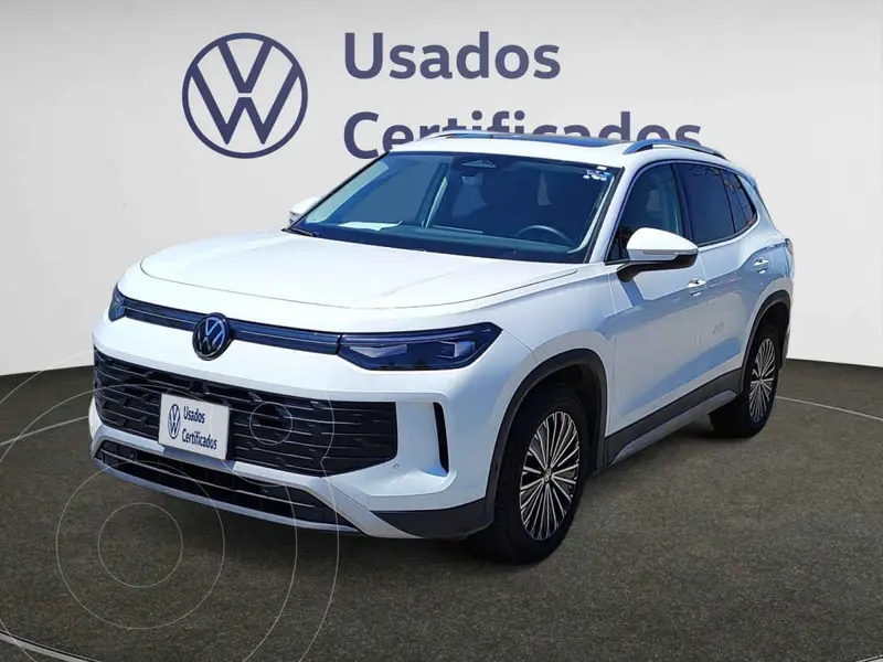 Foto Volkswagen Tiguan Comfortline usado (2025) color Blanco financiado en mensualidades(enganche $174,400 mensualidades desde $13,342)