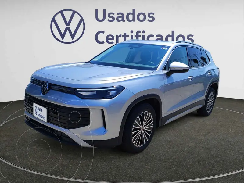 Foto Volkswagen Tiguan Comfortline usado (2025) color Plata financiado en mensualidades(enganche $166,470 mensualidades desde $12,735)