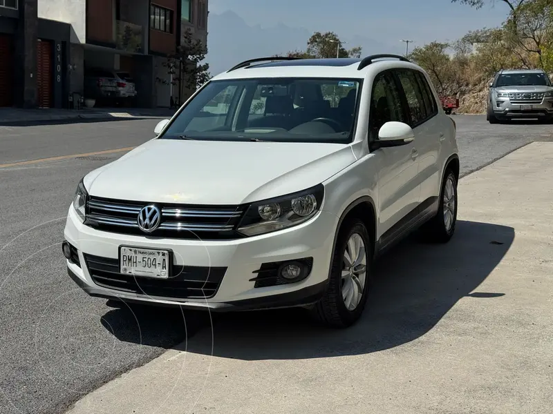 Foto Volkswagen Tiguan Sport & Style 2.0 usado (2017) color Blanco financiado en mensualidades(enganche $98,367 mensualidades desde $7,169)
