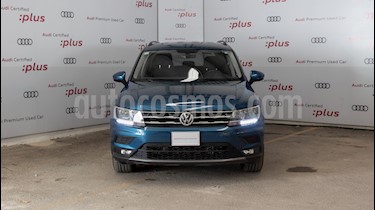 foto Volkswagen Tiguan Comfortline 7 Asientos Tela usado (2019) color Azul precio $420,000