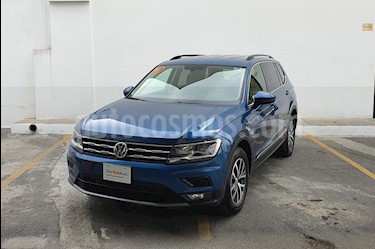 foto Volkswagen Tiguan Comfortline usado (2018) color Azul precio $379,900