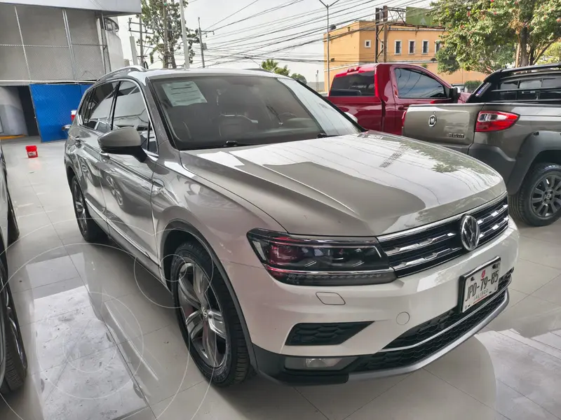 Foto Volkswagen Tiguan Highline usado (2018) color Blanco precio $398,000